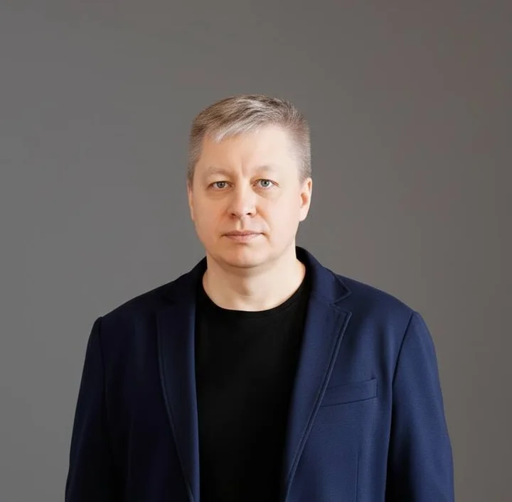 Дмитрий Гусев